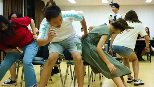 50個室內(nèi)趣味游戲活動，室內(nèi)團建活動小游戲大全